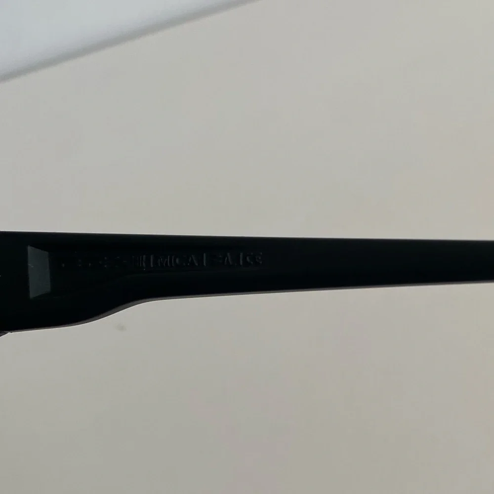 NWOT - Authentic - BEX - Mica Polarized Sunglasses - Black/Grey